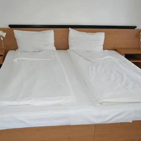 Casa Vinga - Restaurant&jacuzzi Poiana Brasov